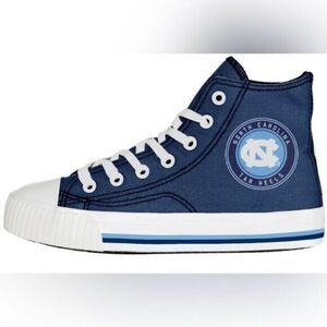 NWOB NCAA Men’s Blue NC Tarheels Canvas High Top Tennis Shoe Sneaker - Size 9